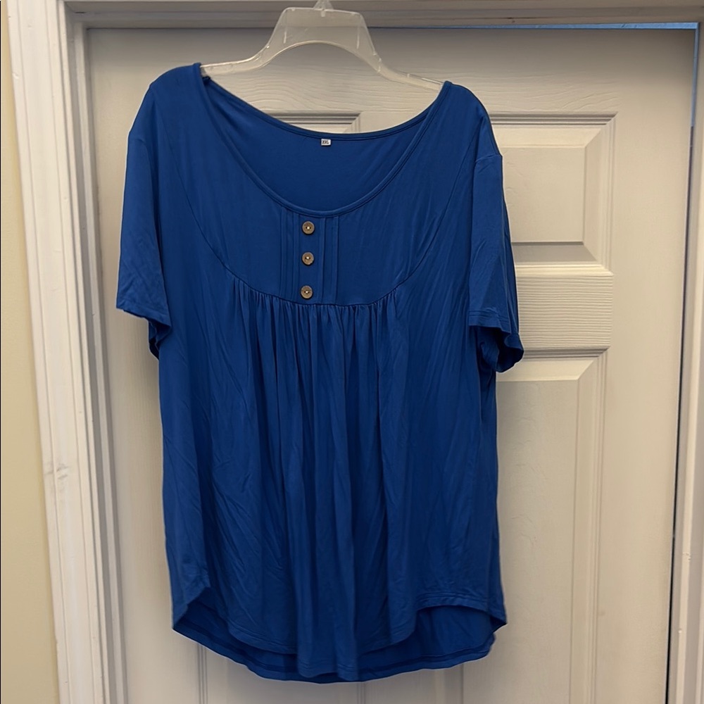 Blue Button-Detail Women's Top size xxl